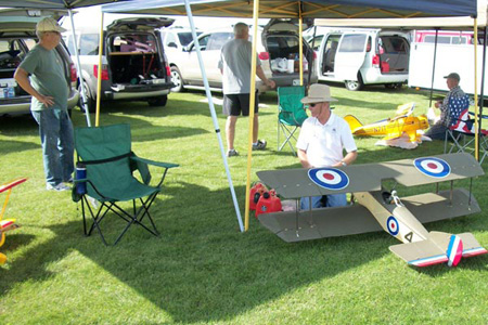 Larry Piatt getting his Sopwith ready